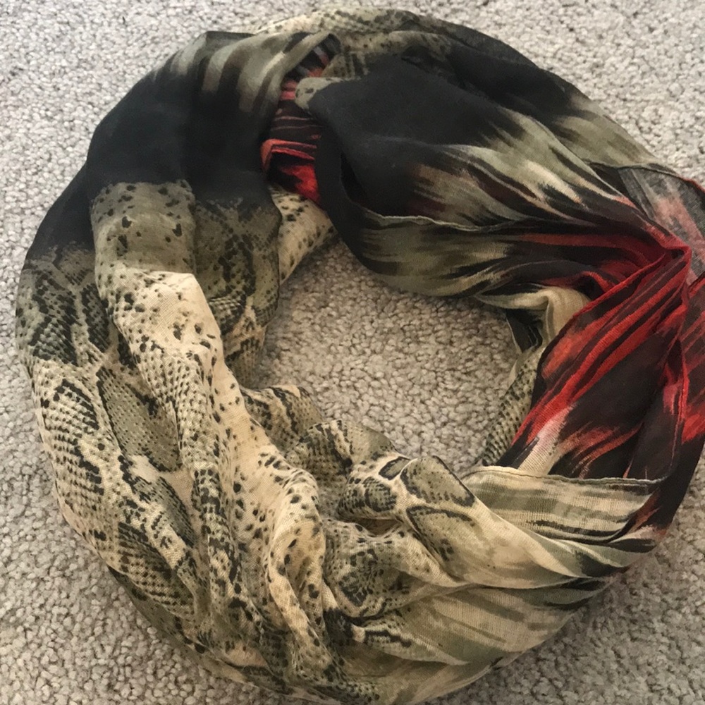 Infinity scarf